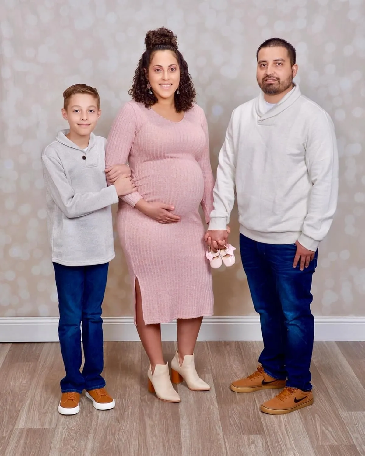 V Neck Side Ruch Knit Ribbed Maternity Bodycon Dress，Maternity Dress for Baby Shower